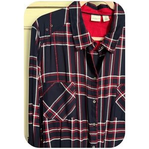 PLUS plaid button up